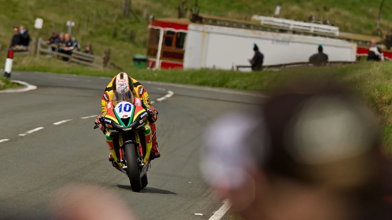 Peter Hickman en el TT de la Isla de Man de este año. Crédito: TT de la Isla de Man.