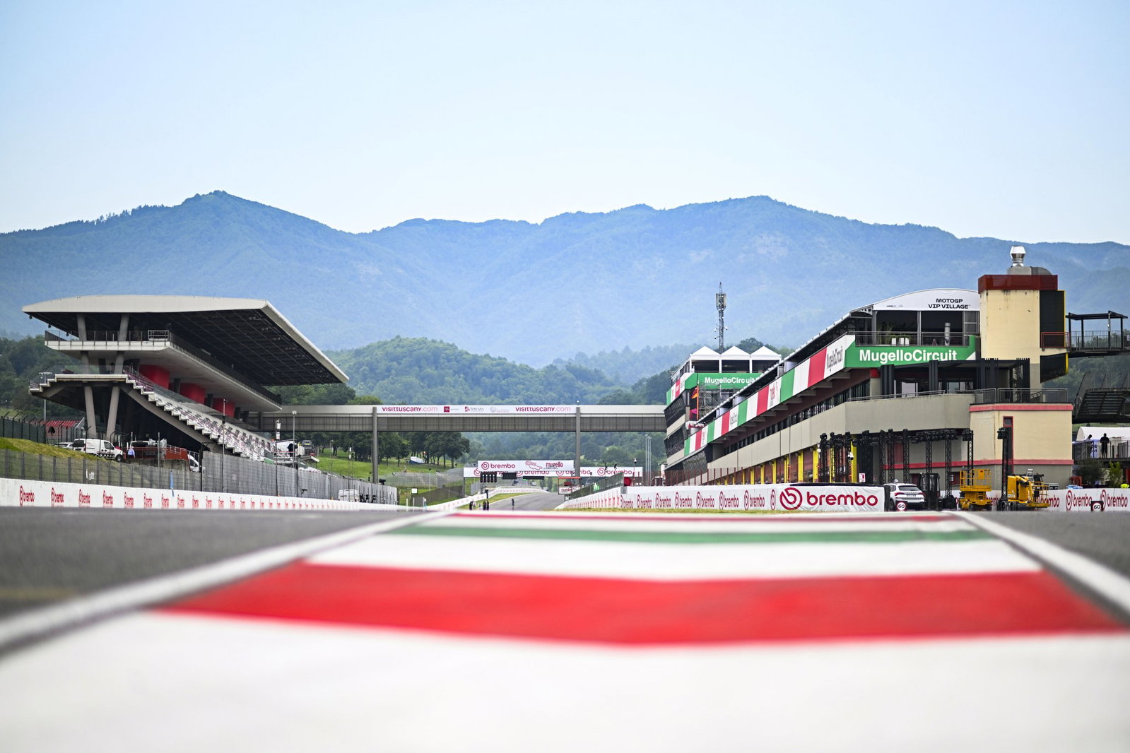 Circuito de Mugello. Crédito: Oro y Ganso.